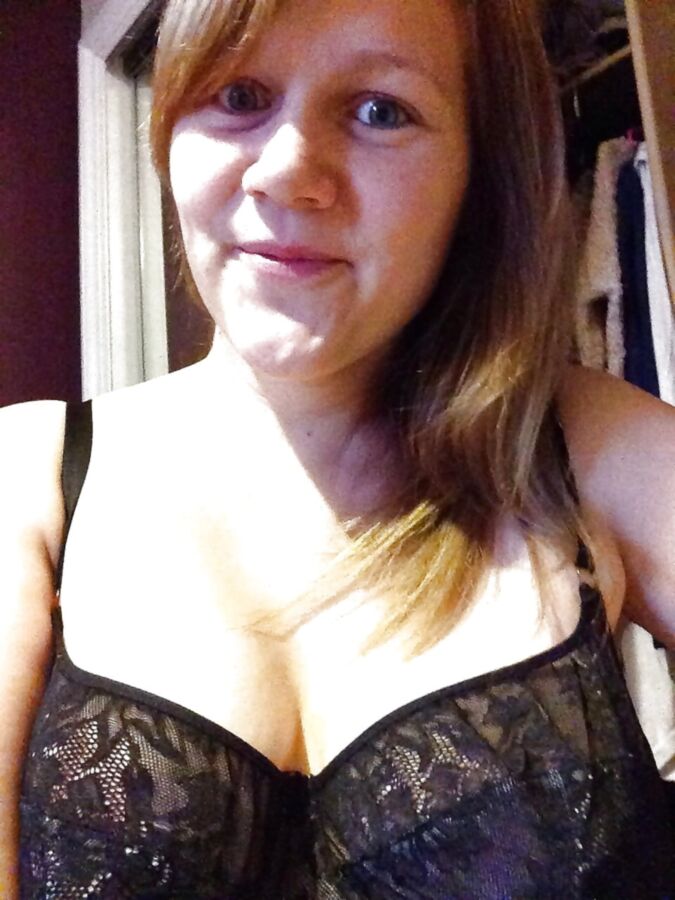 Sexy big tit wife from United Kingdom