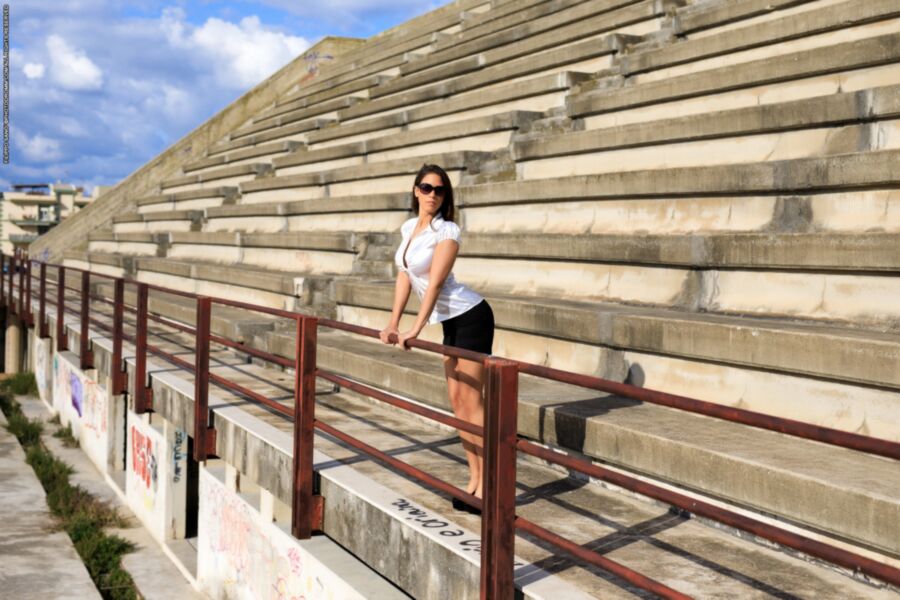 Bellezas tetonas - SAVANNAH - Esperando el partido