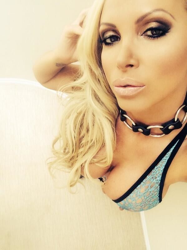 Nikki Benz Selfies