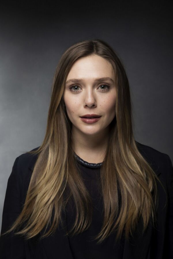 Elizabeth Olsen, la más sexy del grupo Olsen