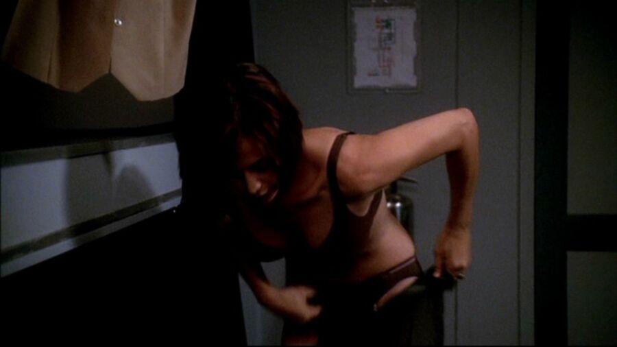 Catherine Bell JAG screencaps