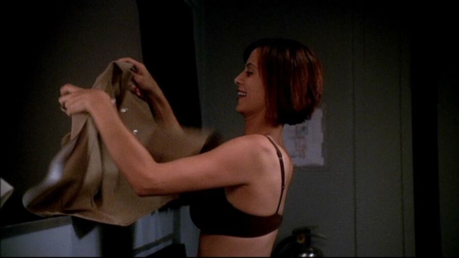 Catherine Bell JAG screencaps