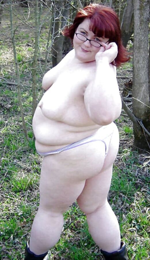 BBWs Posing Naked in the Forest