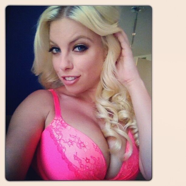 Britney Amber Selfshots