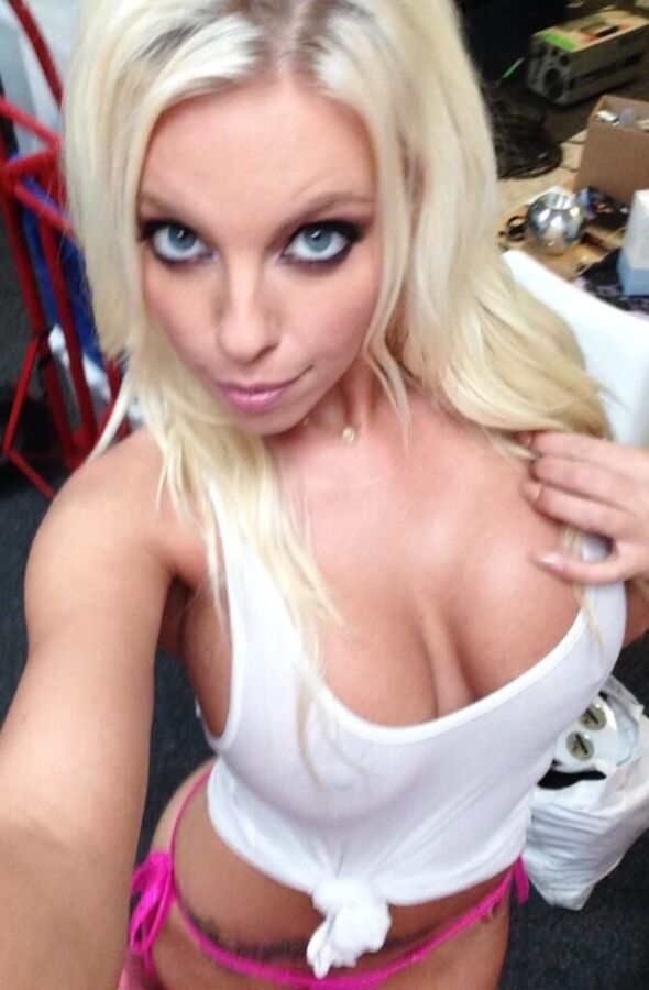 Britney Amber Selfshots