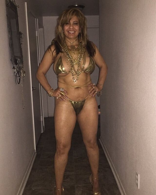 Mexy Milf