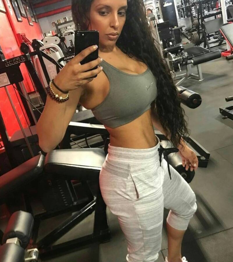 Tehmeena Afzal Instagram