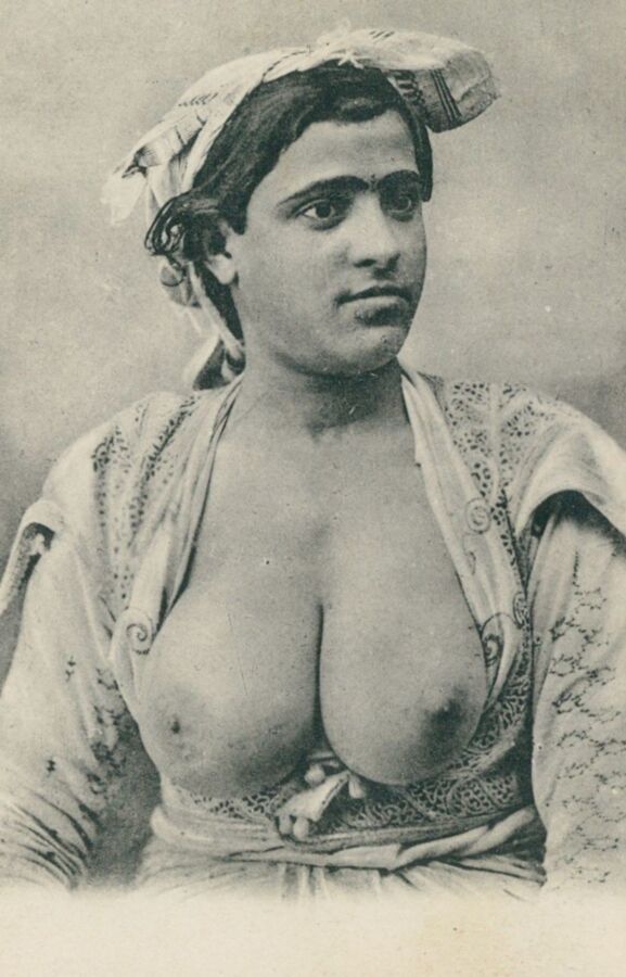 Vintage Busty Girls Tetas Grandes VTG Desnuda Busen Frauen