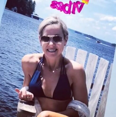 Dana Levenson CTV Weather Girl Bikini Jerk Défi