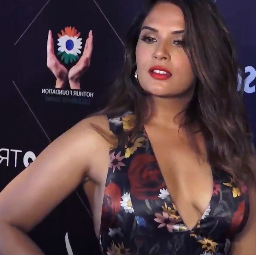 Richa Chadda – glamouröser indischer Promi in freizügigen sexy Outfits