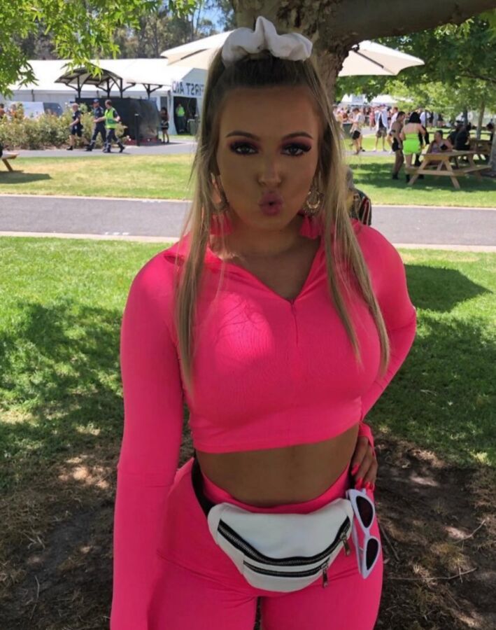 Hannah - Adolescente Chav Puta