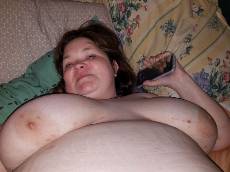 Beautiful Big Belly Wife