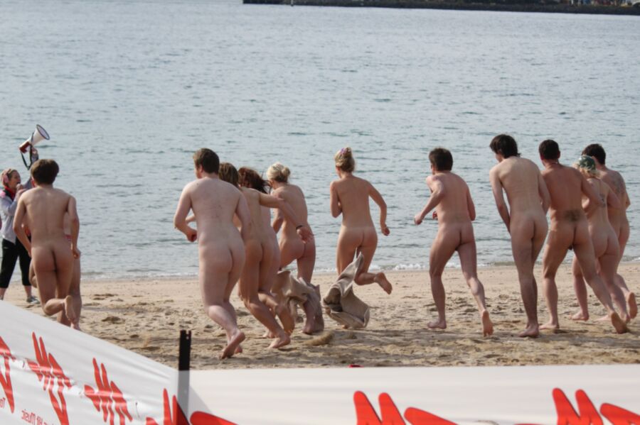 ......SWIM TEAM  NAKED INITIATION