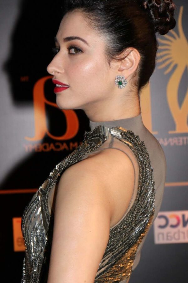 Tamannaah Bhatia- Sexy Sizzling Indian Celeb Poses at IIFA Event