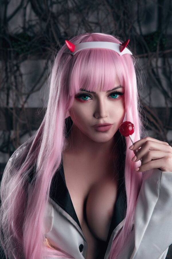 Christina Fink Zero Two