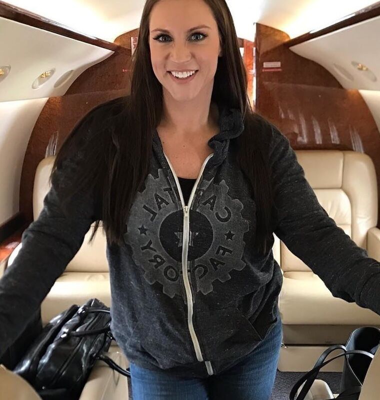 Stephanie McMahon en subtítulos