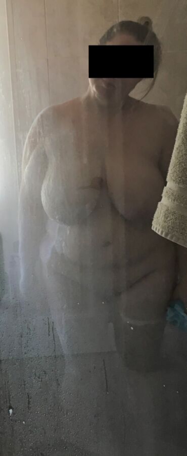 BBW Tasha - Shower