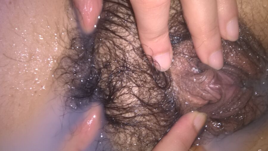 Hairy JoyTwoSex In Milk Bath