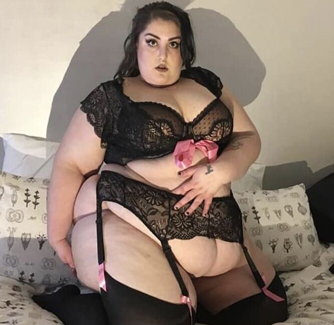 SSBBW Bambi - ¡Impresionante diosa con curvas!