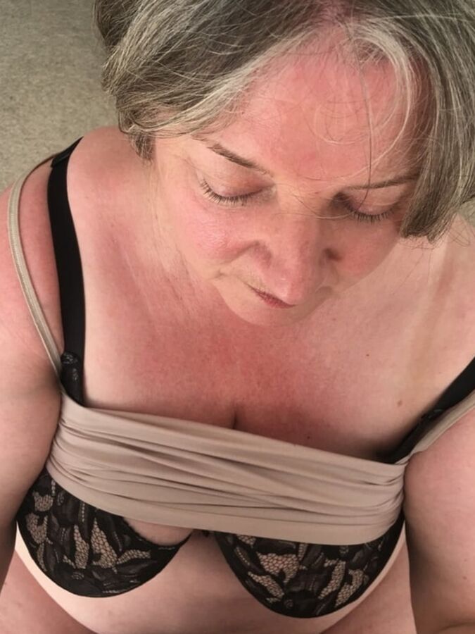 Cute mature bbw I would love to do