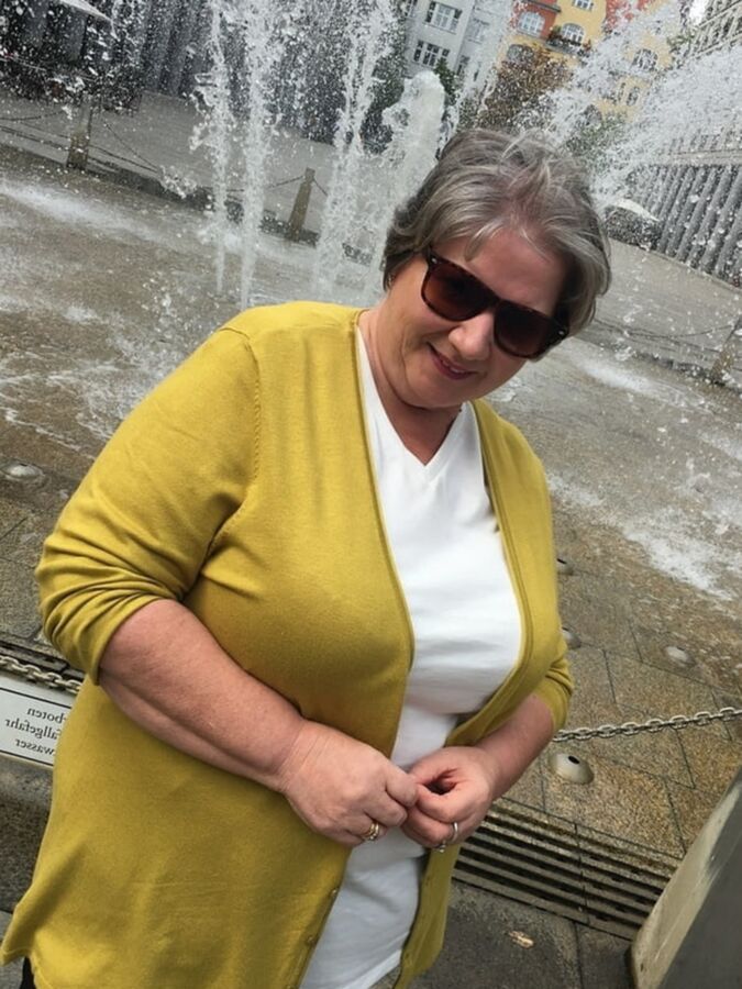 Cute mature bbw I would love to do