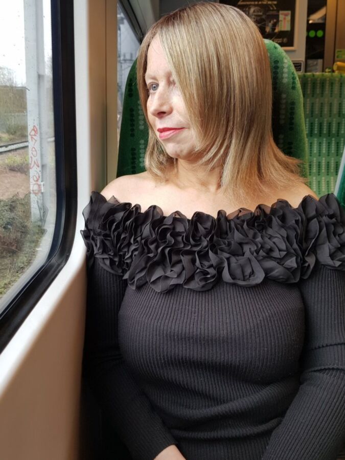 Sophia, sexy britische MILF-Schlampe