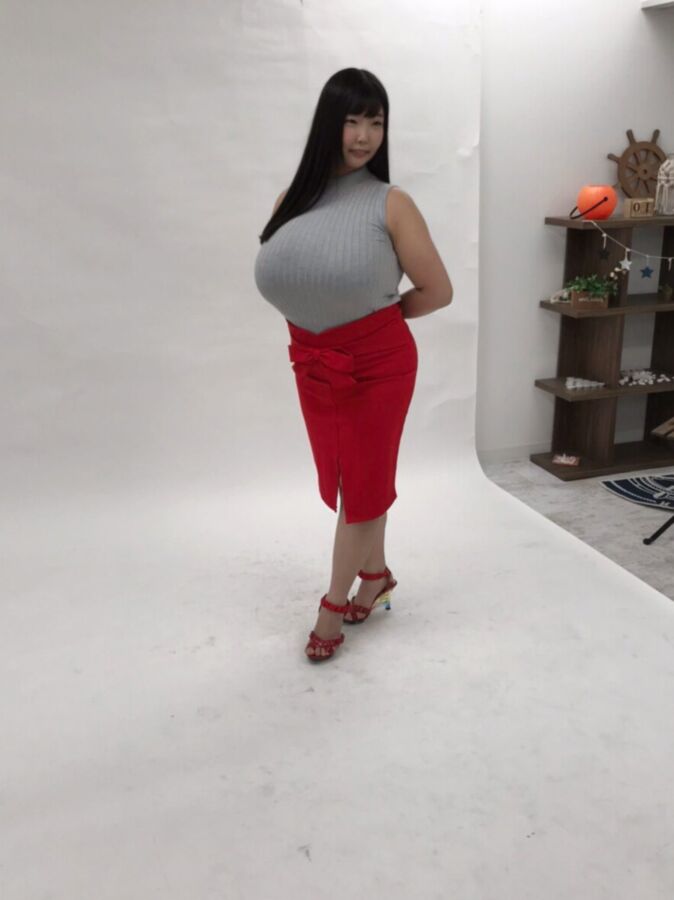 Huge Natural Asians - Busty Momo