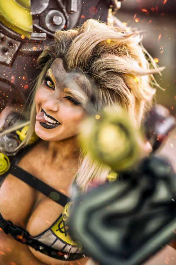 Jessica Nigri Gumster Junkrat