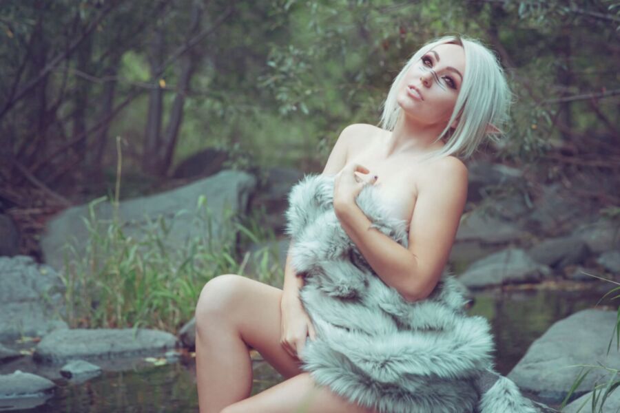 Jessica Nigri Elf Fur