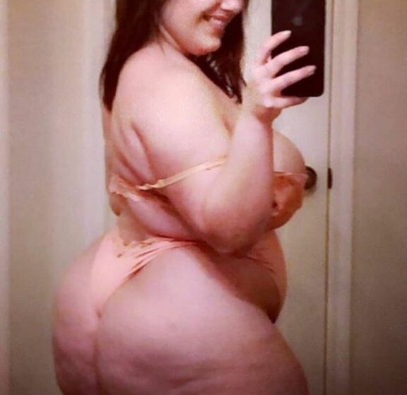 Curvy BBW