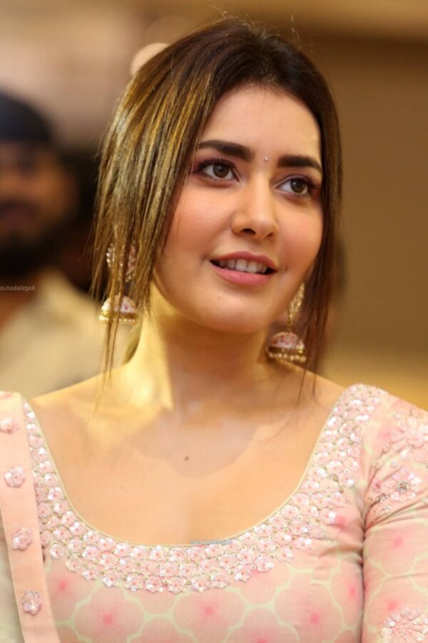 Raashi Khanna - Beautiful Indian Bollywood Diva at an Event