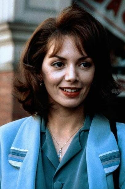 Famous Gals: Joanne Whalley