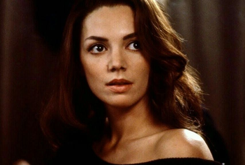 Famous Gals: Joanne Whalley