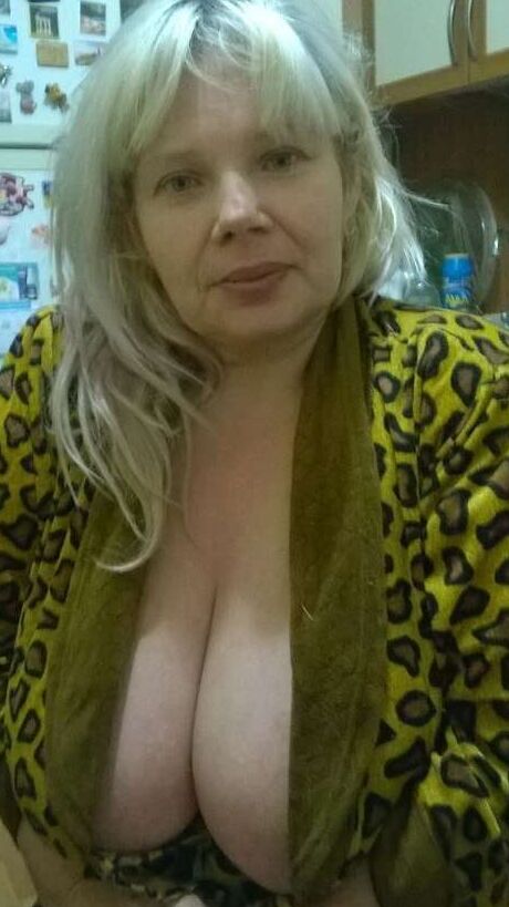 Big tits mature Ludmila from Lugansk