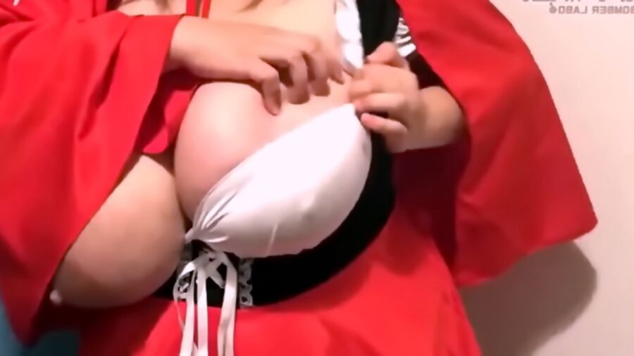 Hirari Boobs 2