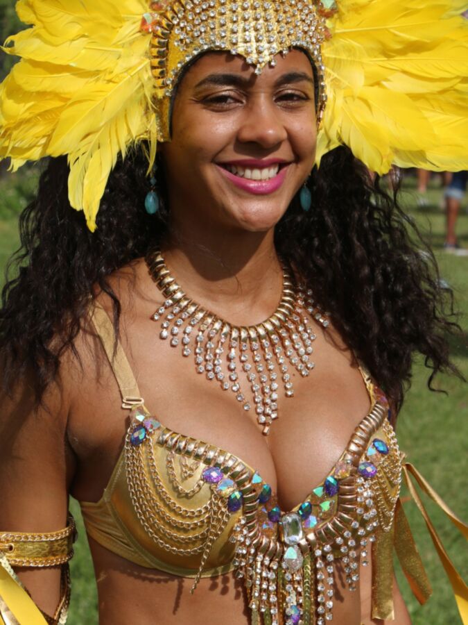 Ébano BBW Belezas 117 (Belezas Negras em Desfile)