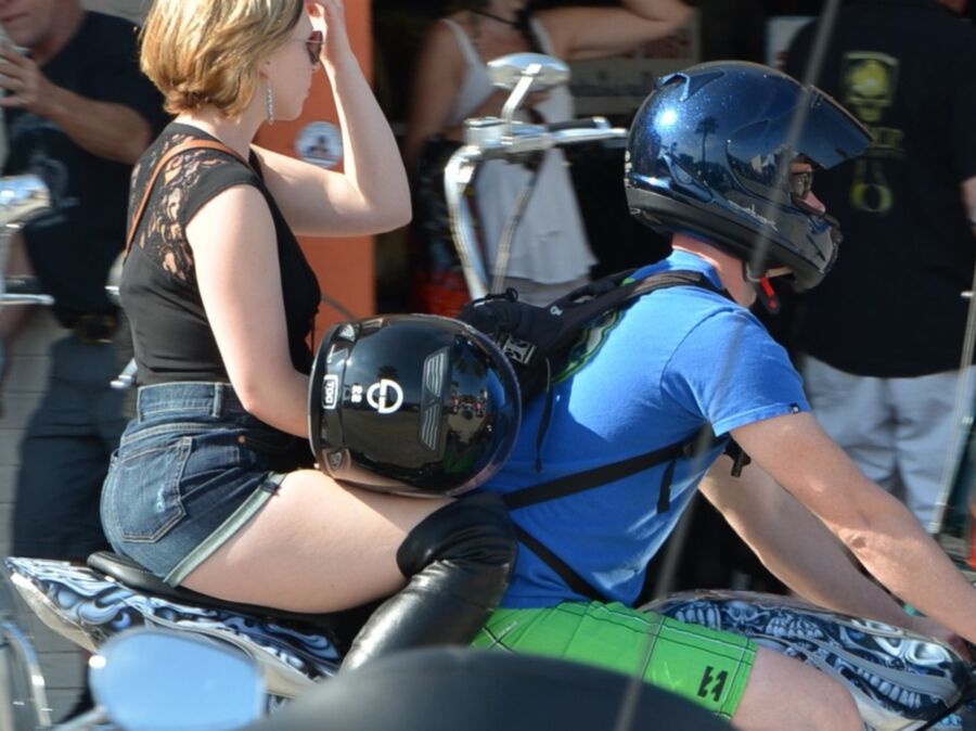 Sexy chubby women 328 (Biker Beauties Parade BBW)