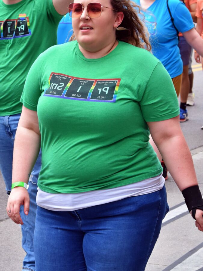 Sexy chubby women 342 (Women Candids BBW)