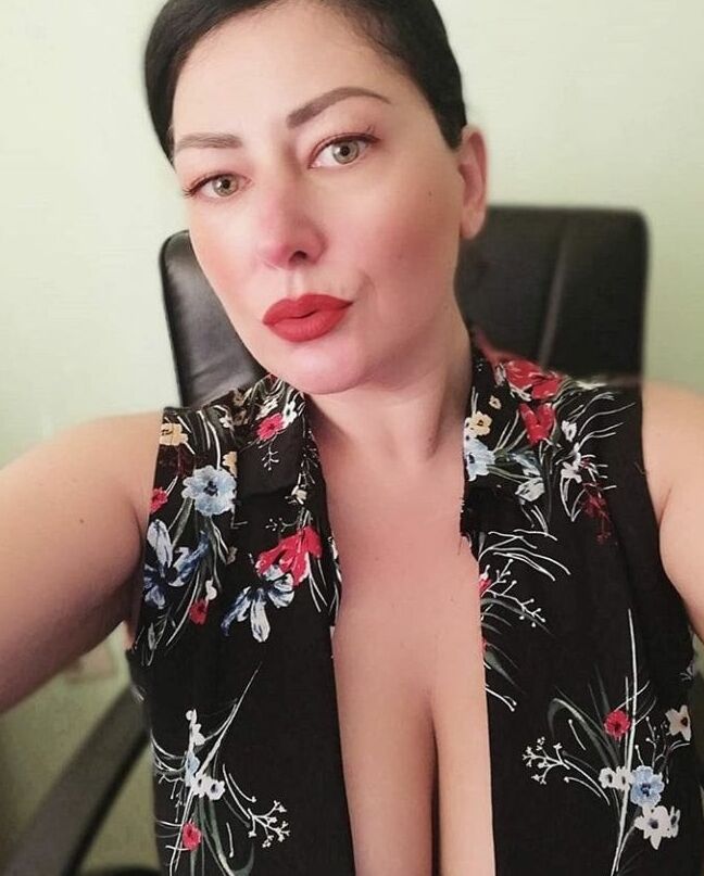 Busty Milf For Comment