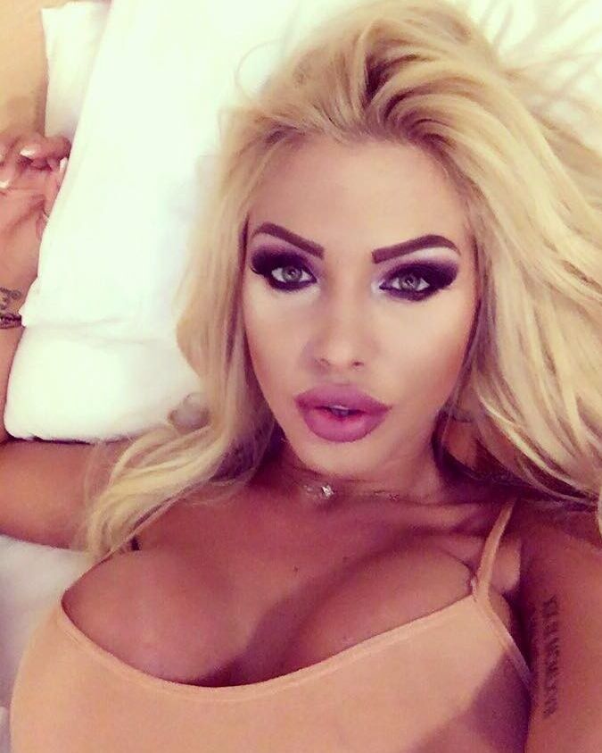 Loredana Chivu a Romanian bimbo P.