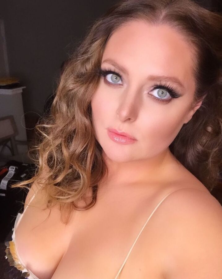 LAUREN ASH