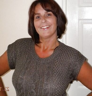 Tania UK MILF