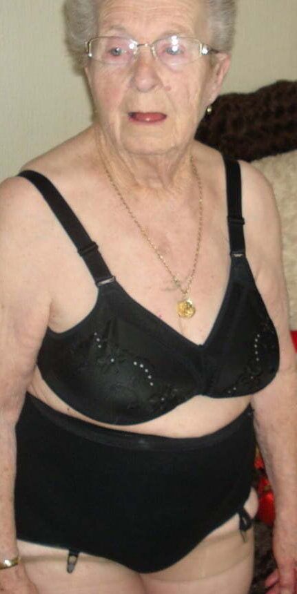 Grans tiene grandes tetas