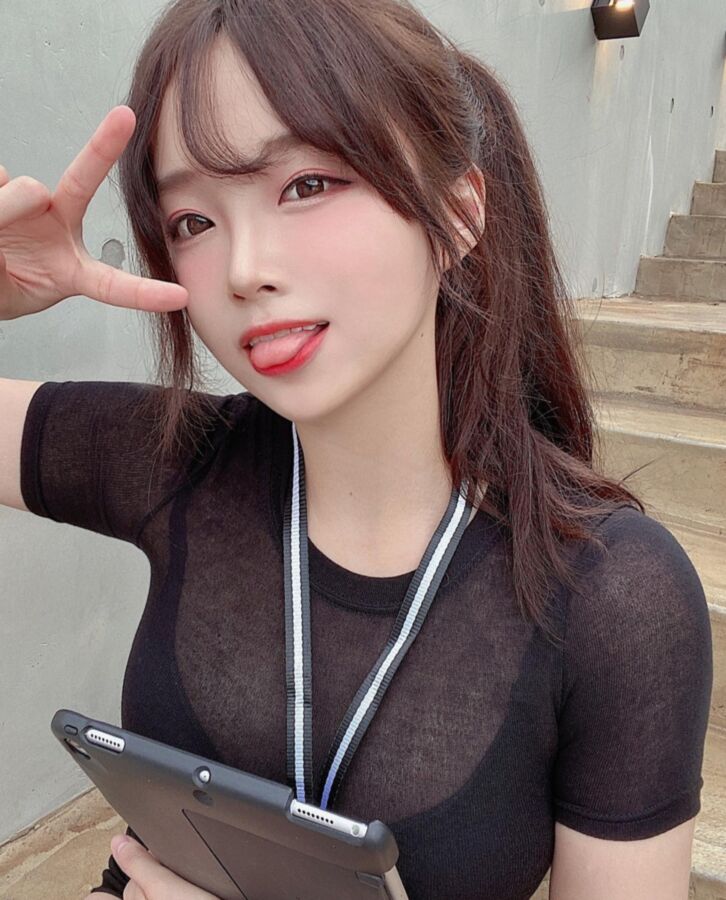 korean slut ayoung kim she is photoshop and cumtribute like it