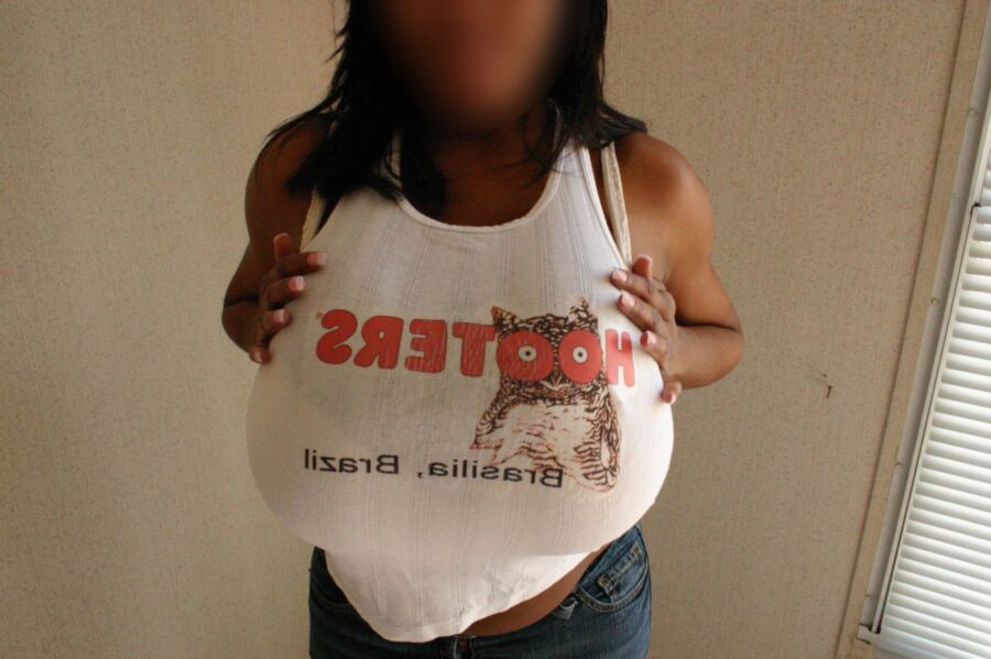 Cheron - Hooters (x)