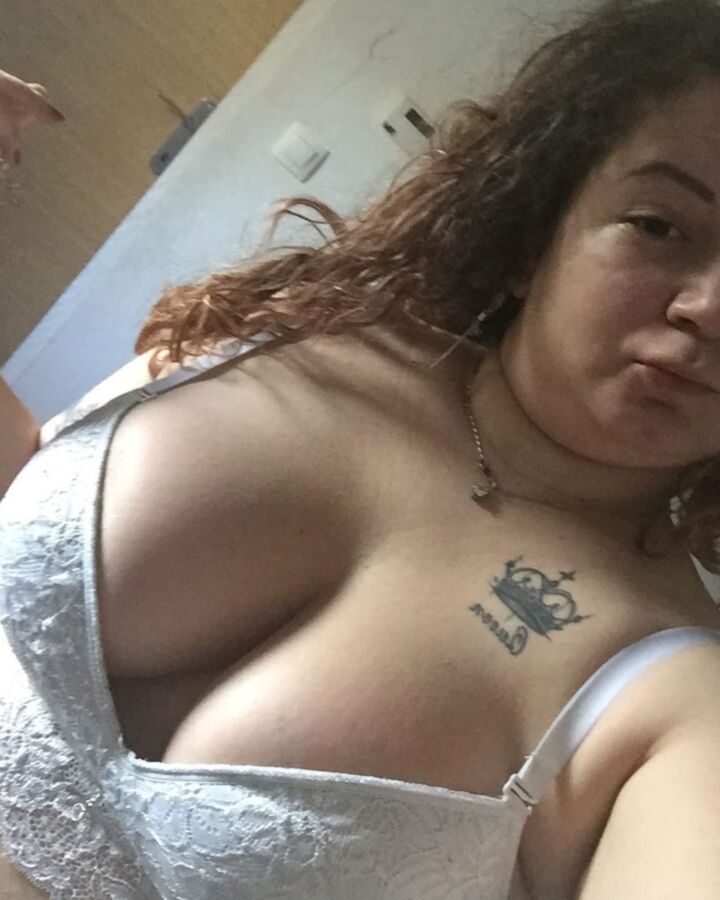 Hungarian slut with huge tits