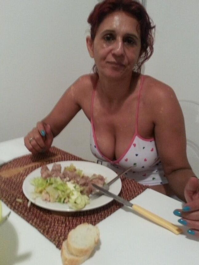 Marieta a Gipsy MILF from Romania P.