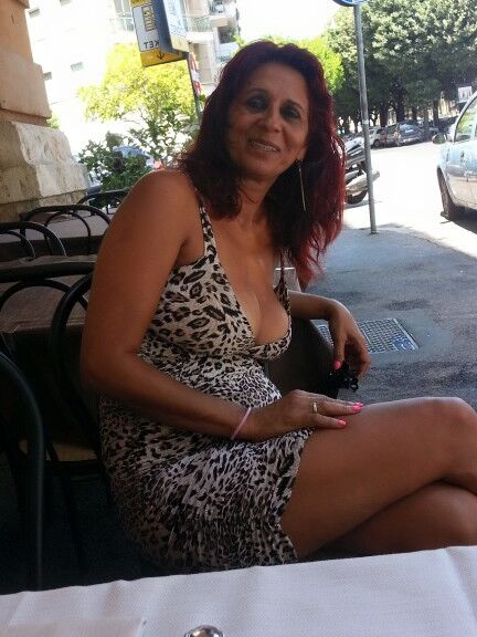 Marieta a Gipsy MILF from Romania P.