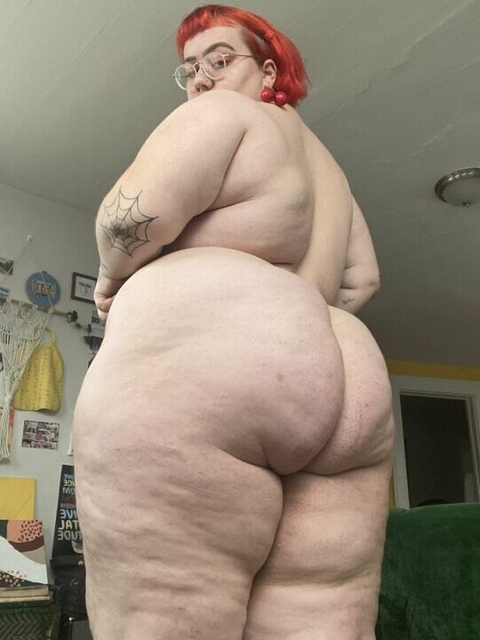 ÉNORME BBW ÉPAISSE PAWG - Cherryjambaby