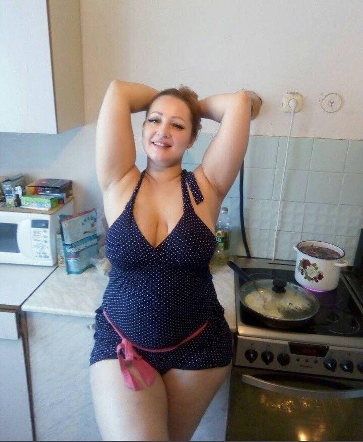 Russian mature with big hips and tits